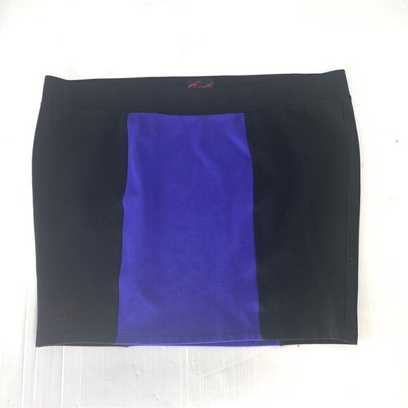 Torrid SIZE 3X Black and Violet Colorblock Bodycon  Pull -On Miniskirt - Picture 1 of 6